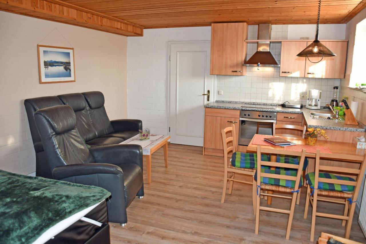 Ferienwohnung Zudar Auf Ruegen Exterior photo