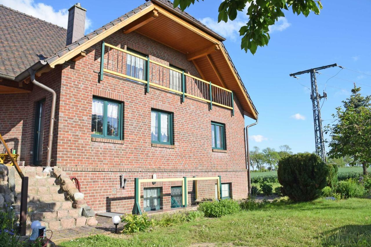 Ferienwohnung Zudar Auf Ruegen Exterior photo