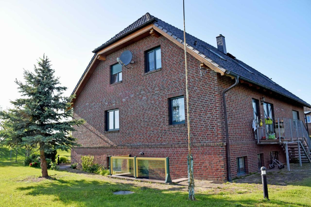 Ferienwohnung Zudar Auf Ruegen Exterior photo