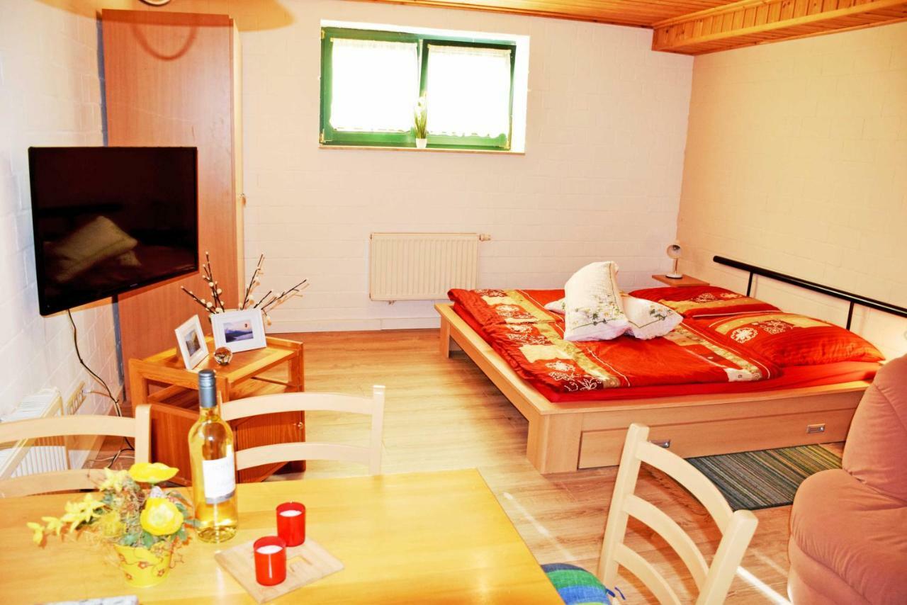 Ferienwohnung Zudar Auf Ruegen Exterior photo